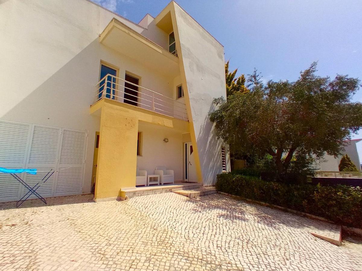 Вилла Sesimbra Charming Pool Duplex Bbk & Garden Экстерьер фото