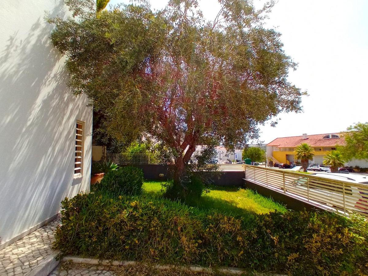 Вилла Sesimbra Charming Pool Duplex Bbk & Garden Экстерьер фото